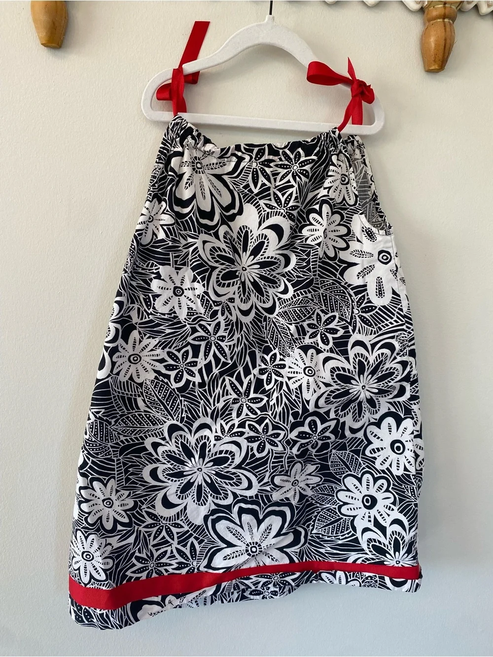 Hanna Andersson girls Black and White  Floral Print Cotton Dress - size 6